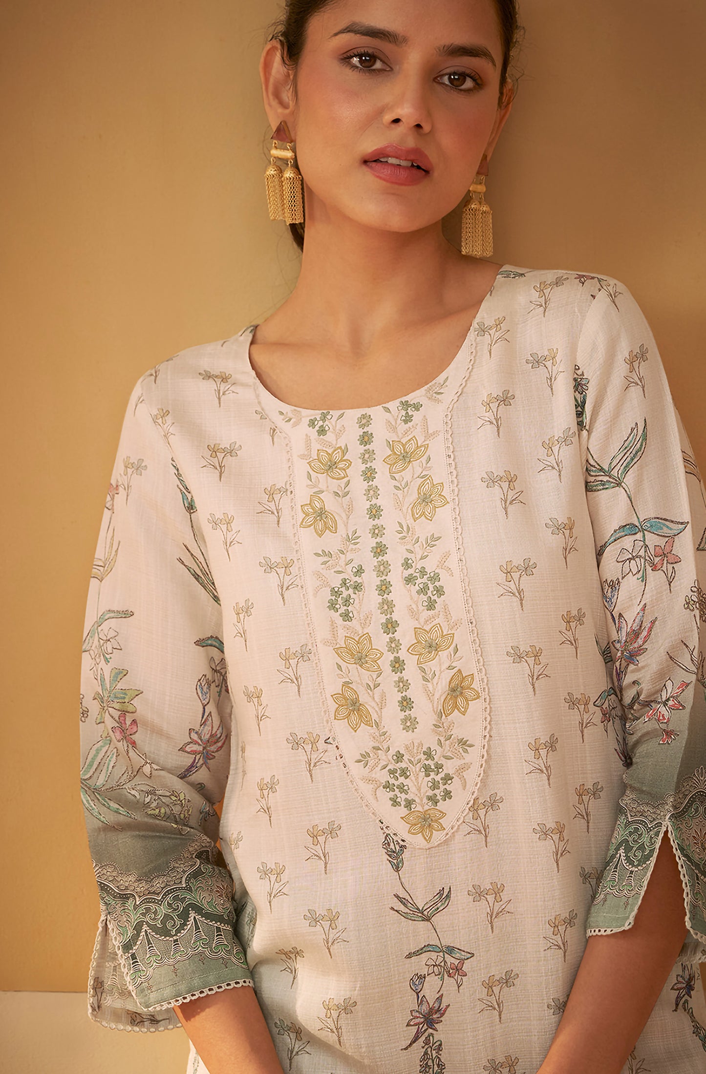 Cream Viscose Floral Embroidered Straight Kurta Set - House of Nari