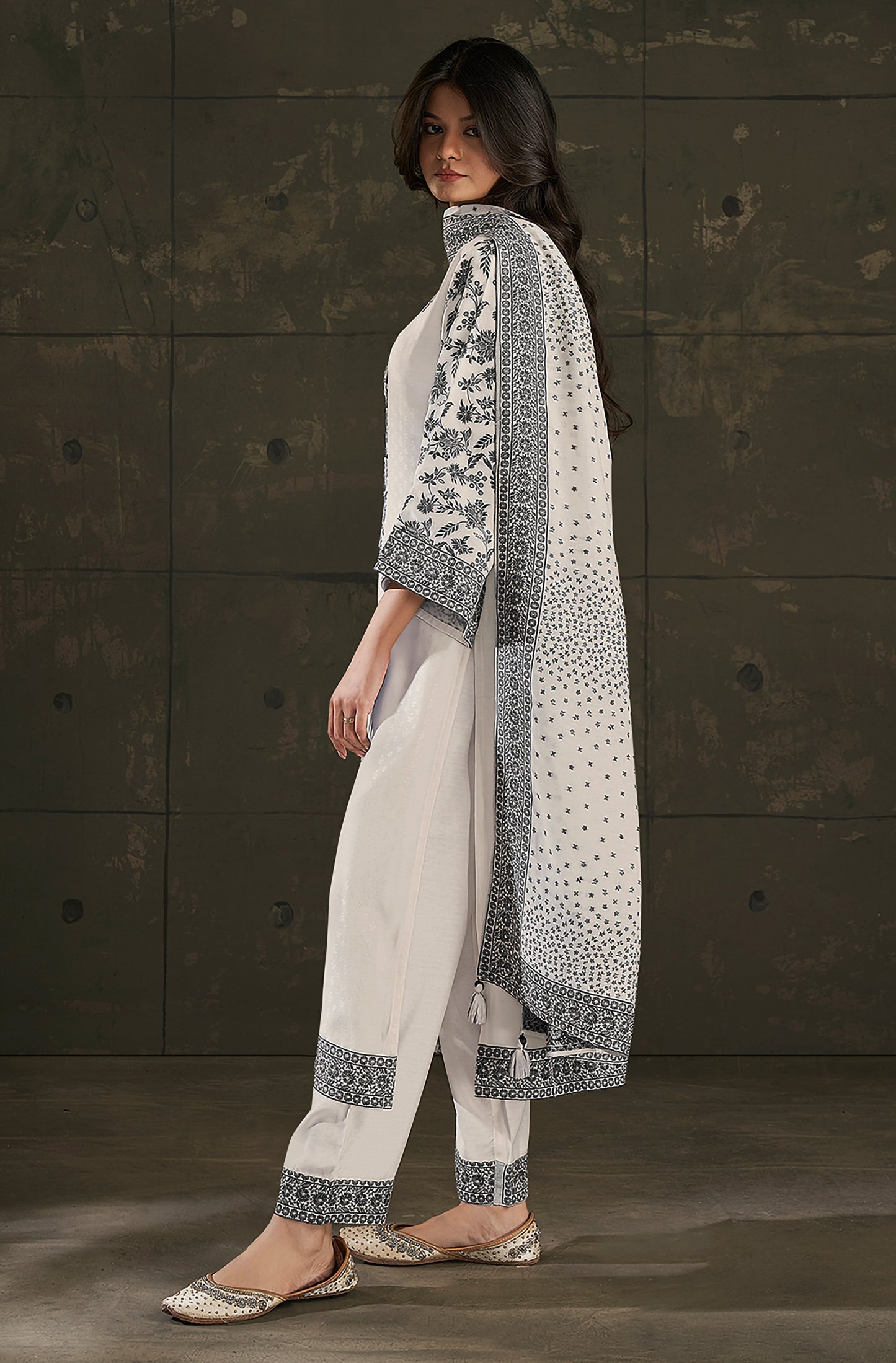 Beige Noir Silk Kurta Set - House of Nari