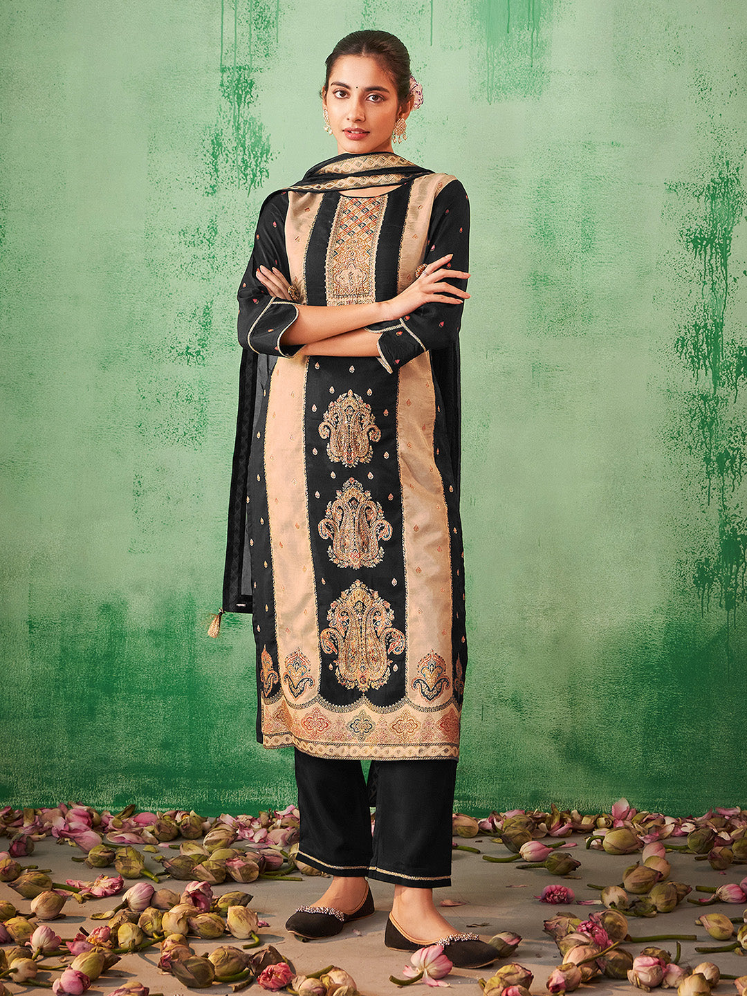 Black Silk Blend Jacquard Straight Kurta Set - House of Nari