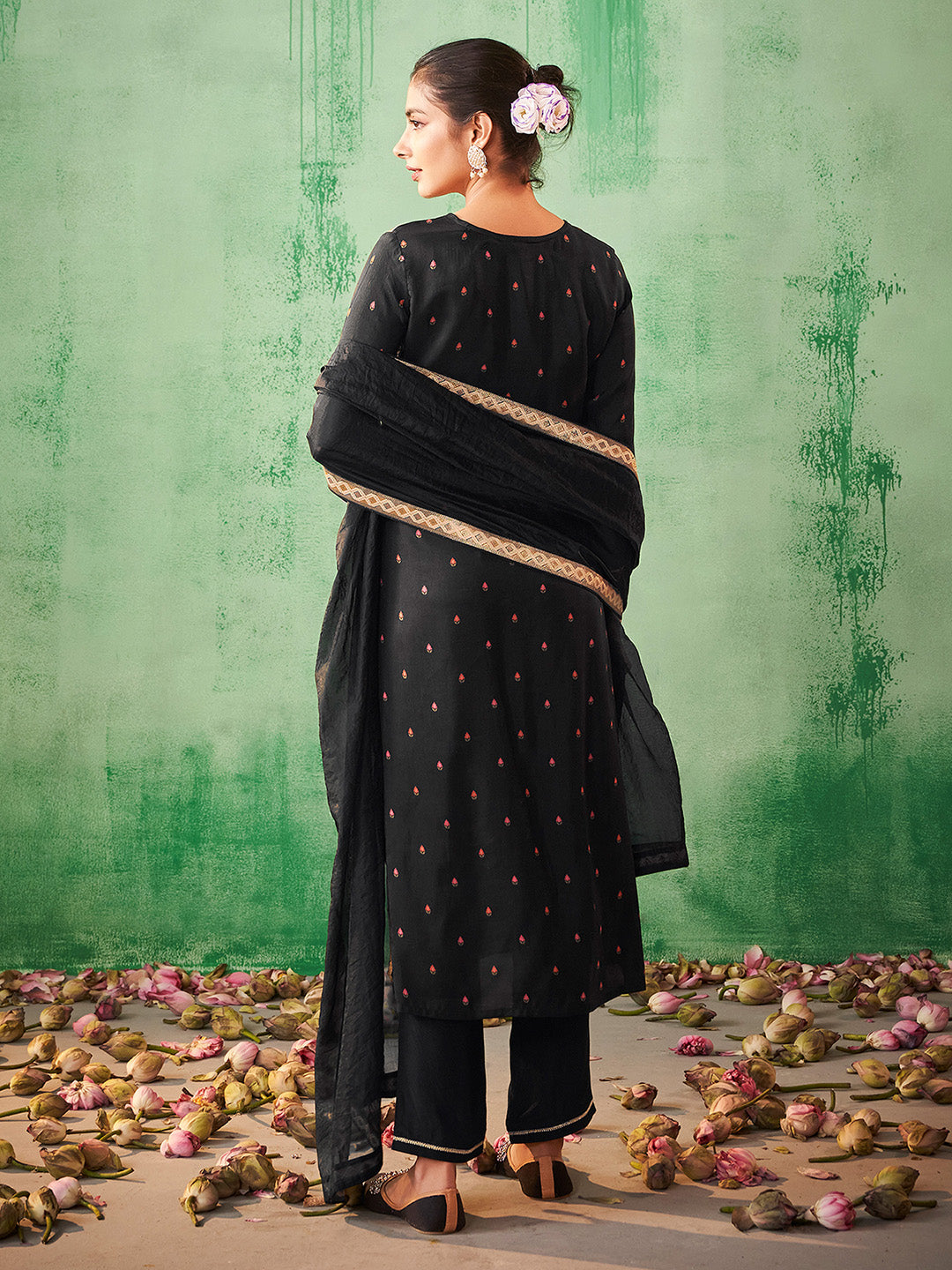 Black Silk Blend Jacquard Straight Kurta Set - House of Nari